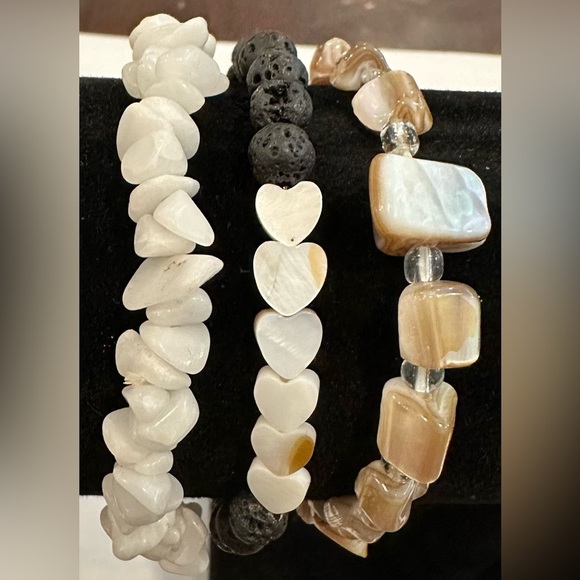 Set of 3 Stretch Bracelets White Howlite, Lava Stone, Mother of Pearl w/Crystals - Picture 1 of 1